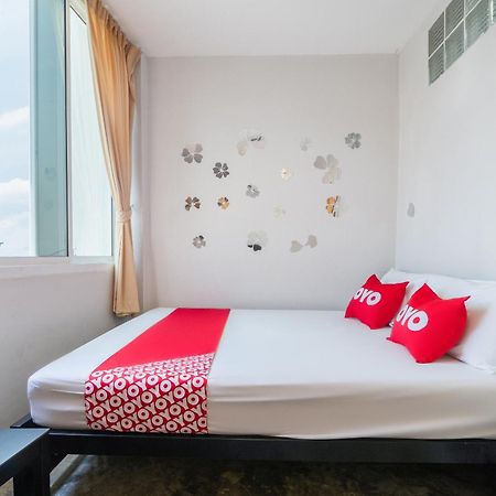Oyo 969 Lida 1946 Hostel Bangkok Luaran gambar