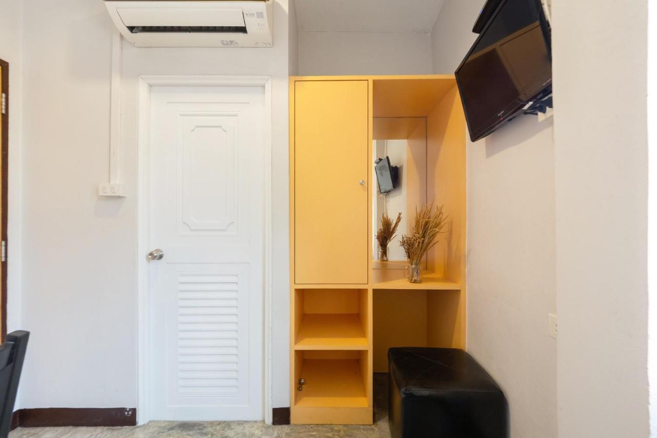 Oyo 969 Lida 1946 Hostel Bangkok Luaran gambar