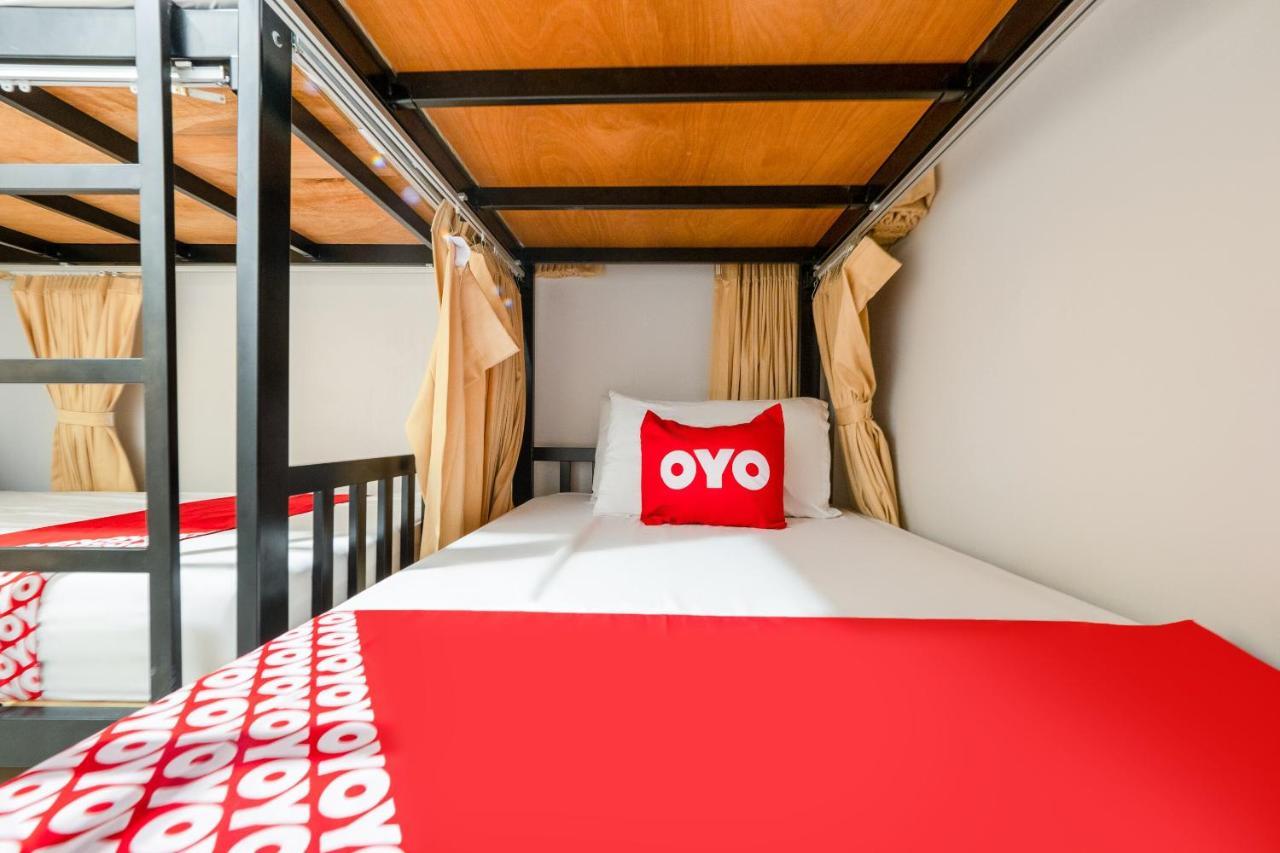 Oyo 969 Lida 1946 Hostel Bangkok Luaran gambar